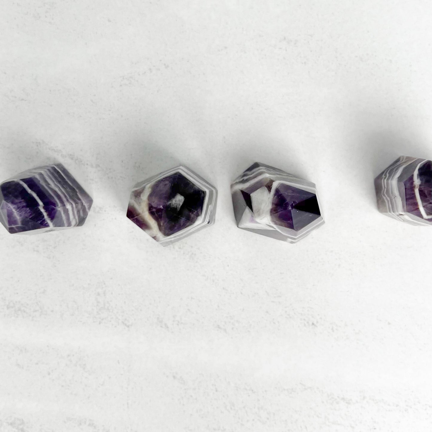 Amethyst_Spitze_Edelsteine_Moonlight_Edelsteine
