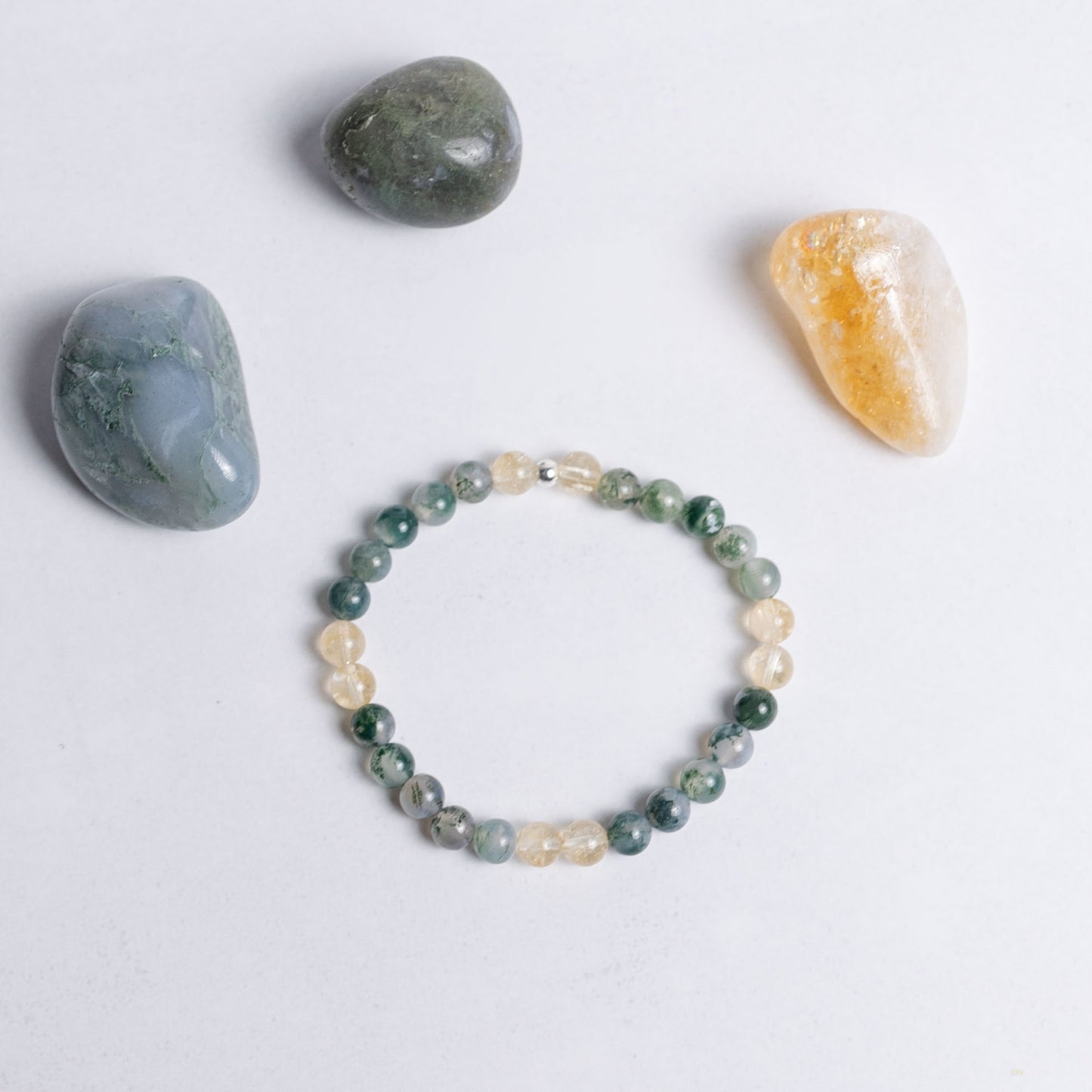 Handgefertigtes Armband mit 6 mm Citrin & Moosachat – Lass Los Kollektion. Schmuck für innere Stärke & neues Strahlen