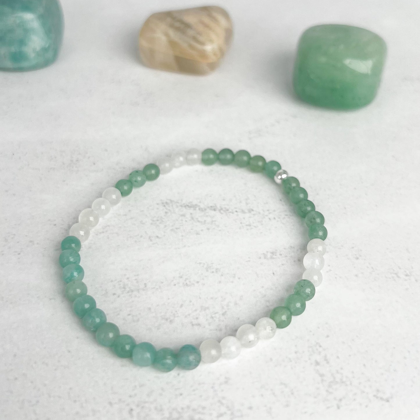 Human Design Armband Manifestierender Generator – handgefertigt mit 4 mm Edelsteinperlen aus Aventurin, Mondstein & Amazonit, energetischer Schmuck für Freude & Lebenskraft