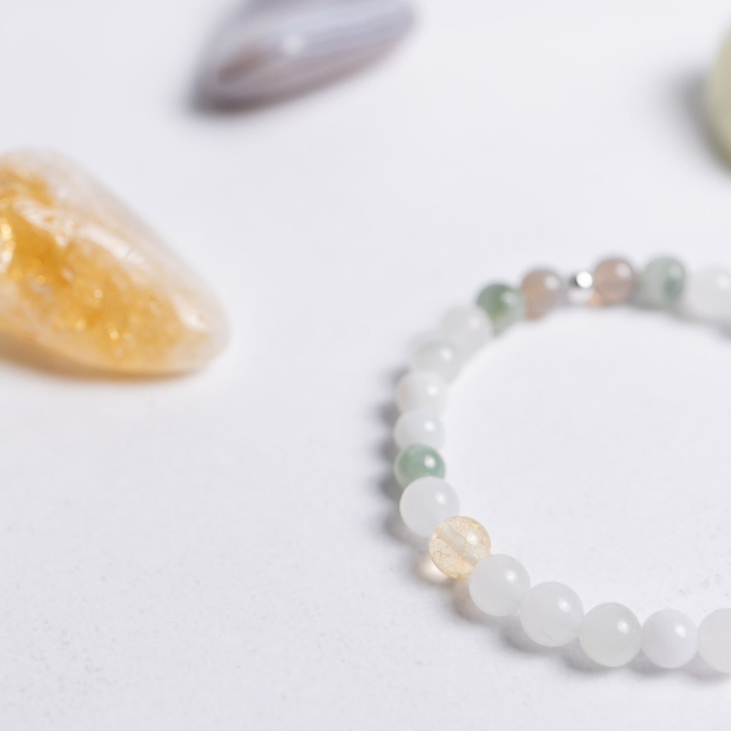 Surf die Welle Armband mit 6mm Perlen aus Achat, Jade und Citrin – handgefertigt für Mut, Gelassenheit und Strahlen im Alltag