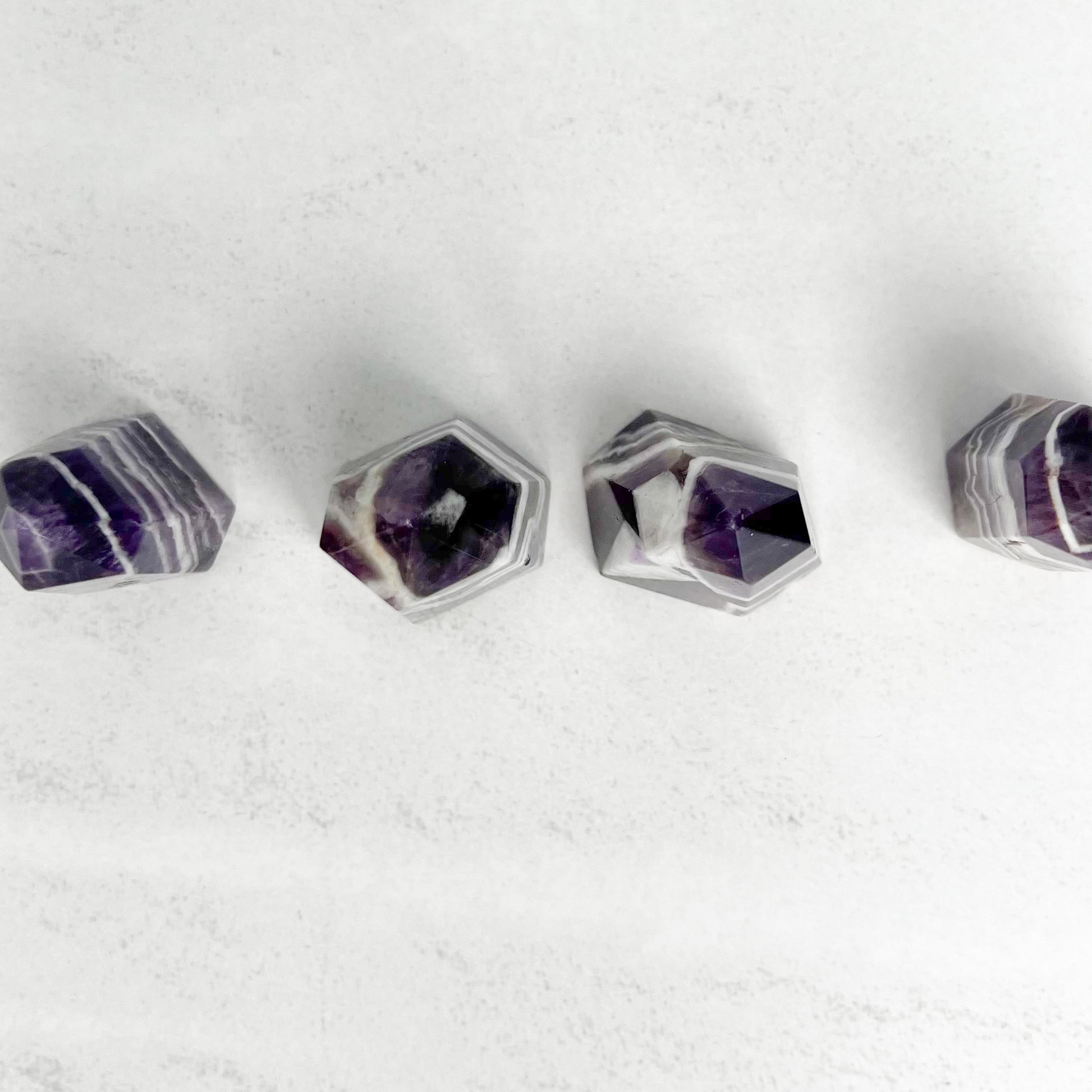 Amethyst_Spitze_Edelsteine_Moonlight_Edelsteine