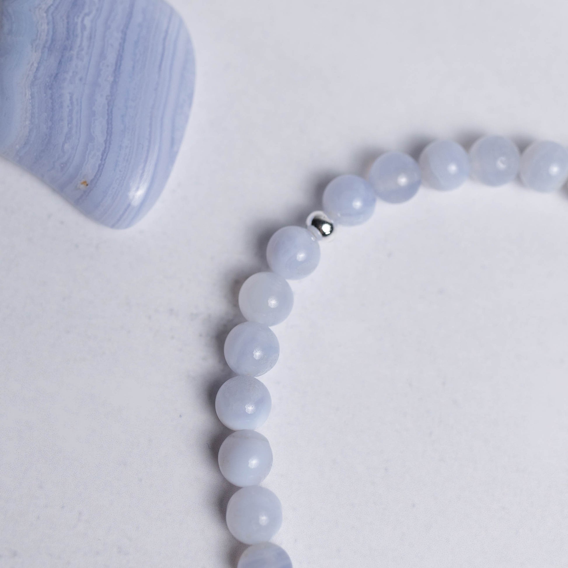 Handgefertigtes Armband mit 6mm Edelstein-Perlen – Steinsorte frei wählbar – individueller Schmuck von Moonlight Edelsteine