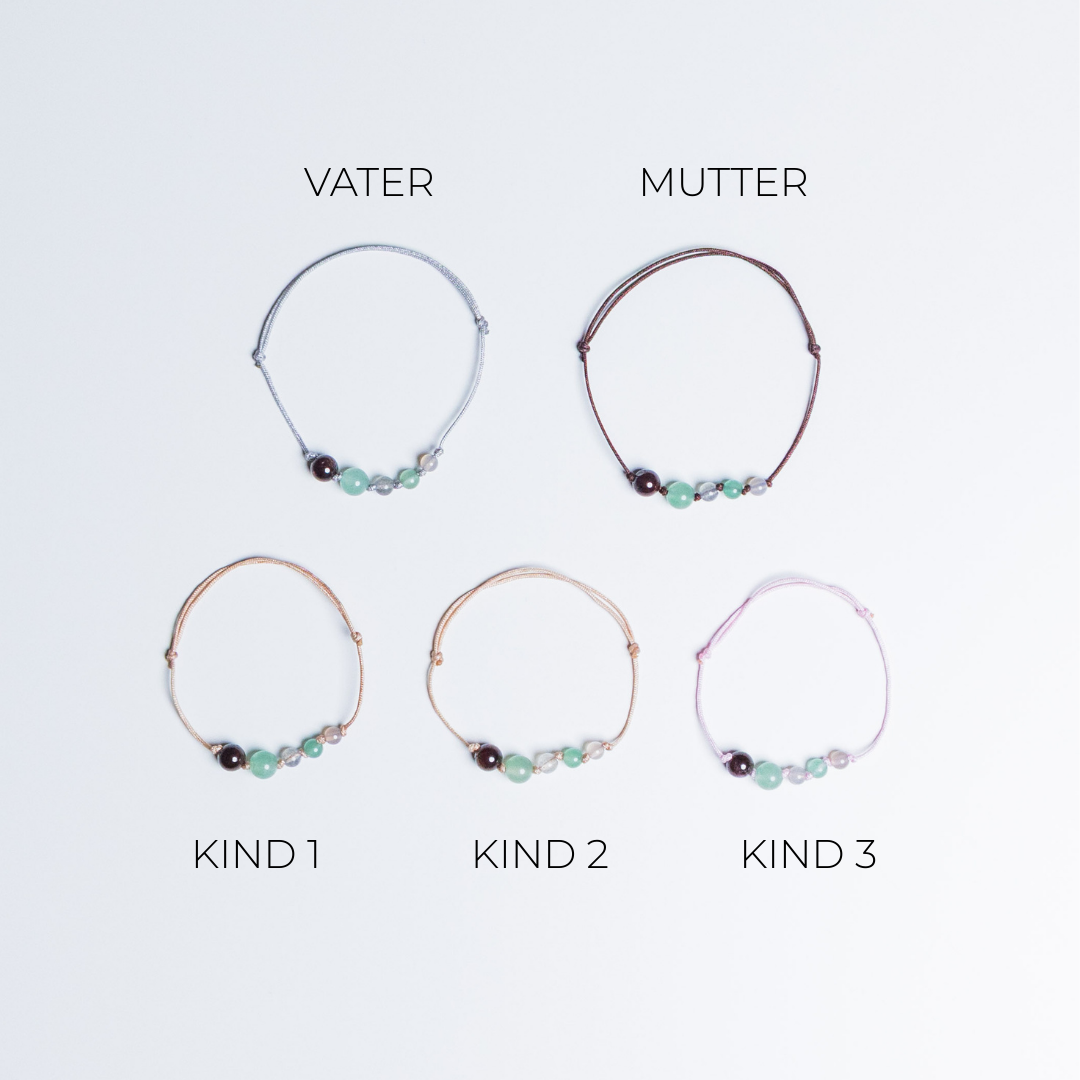 Familienband – 3 Kinder – ZART – SET (5 Armbänder) mit Edelsteinen nach Sternzeichen – Bild 3 – handgefertigt in München | MOONLIGHT Edelsteine
