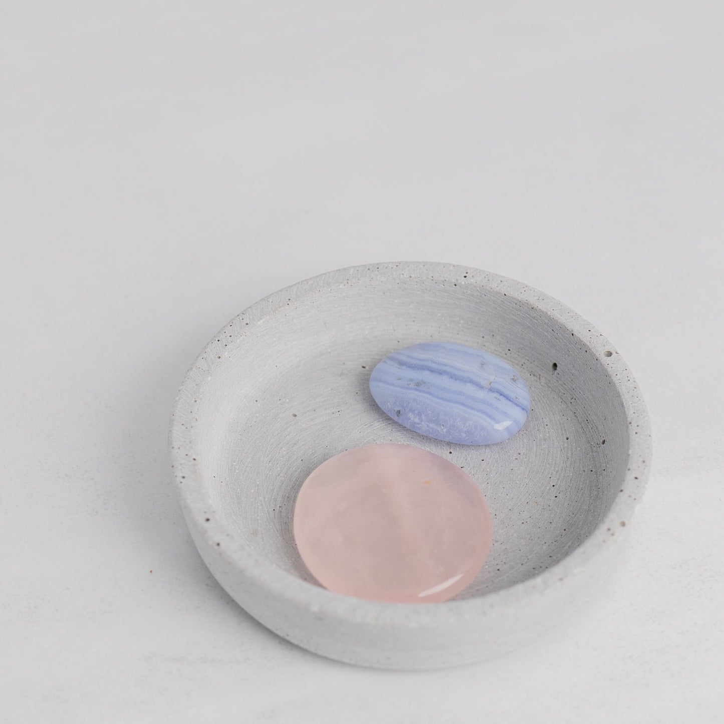 Flachstein-Set Selbstliebe – Rosenquarz & Chalcedon für Herzöffnung & Selbstannahme.