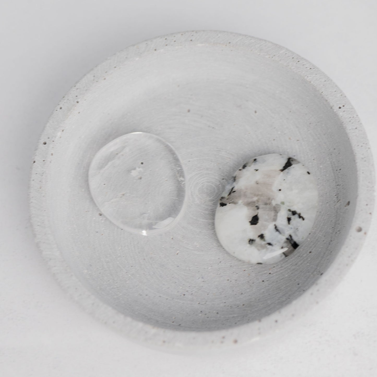 Flachstein-Set Zurück zu mir – Bergkristall & Mondstein für Klarheit & innere Verbindung.