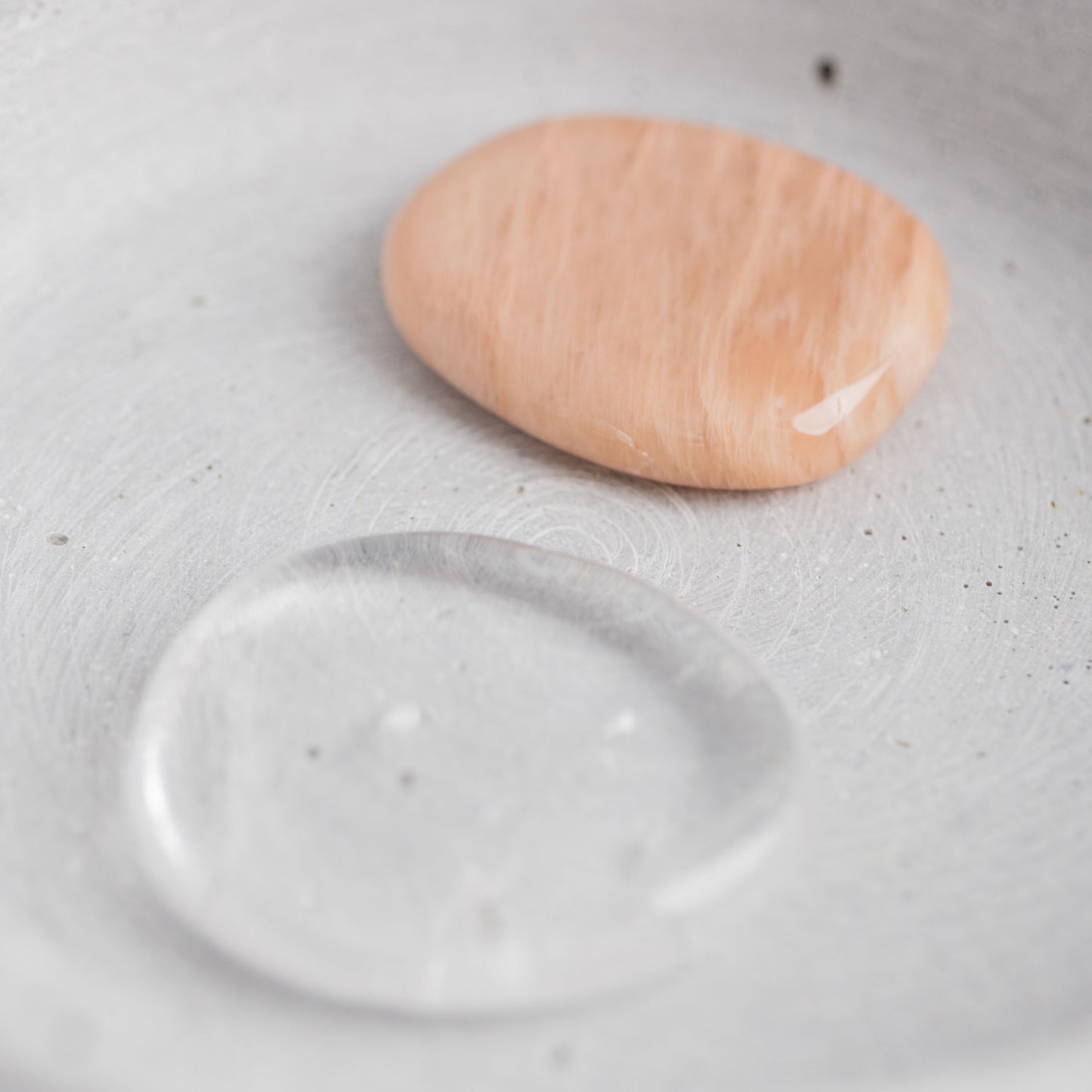 Flachstein-Set Zurück zu mir – Bergkristall & Mondstein für Klarheit & innere Verbindung.