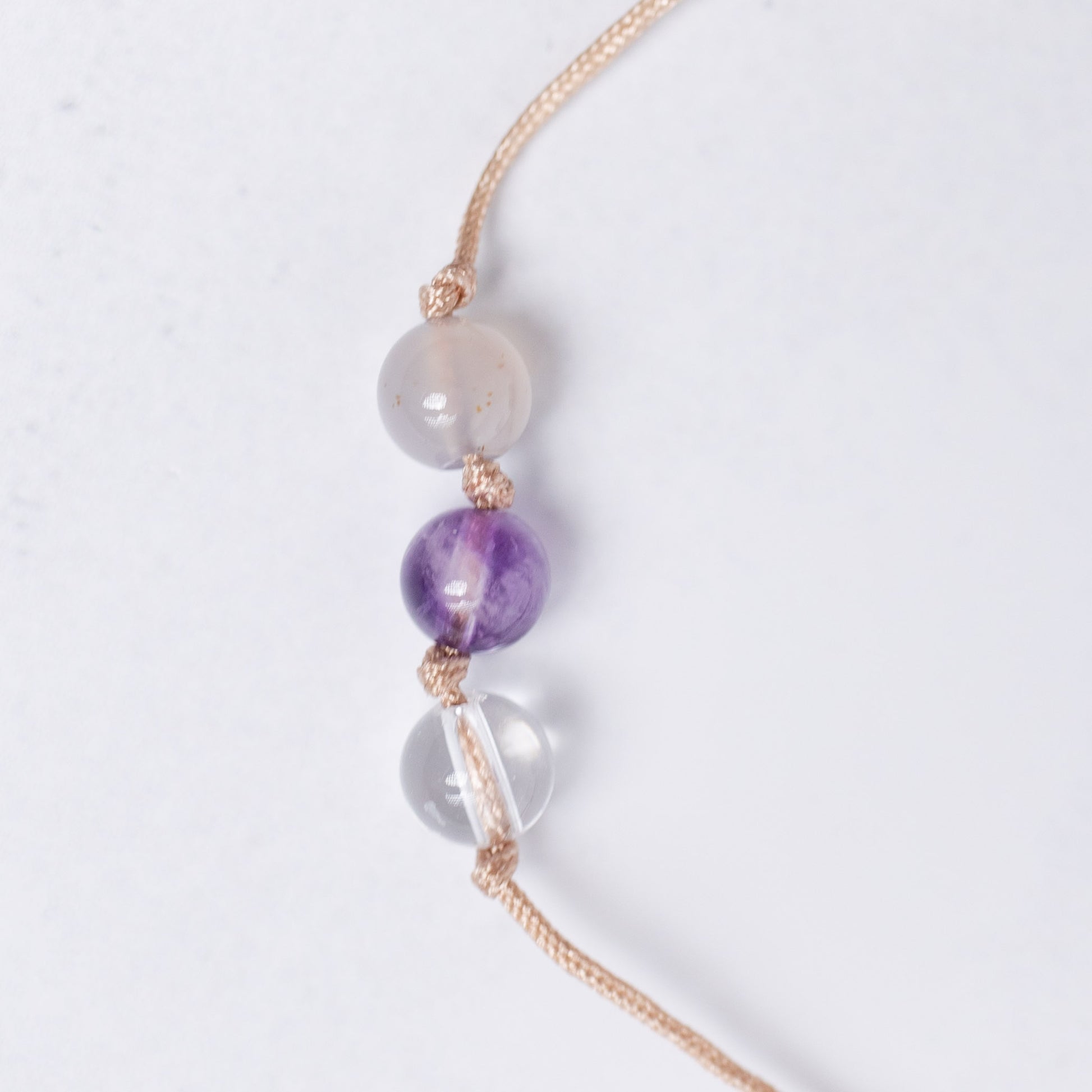 Human Design Armband Projektor – Achat, Amethyst und Bergkristall auf Nylonband mit 6mm Perle