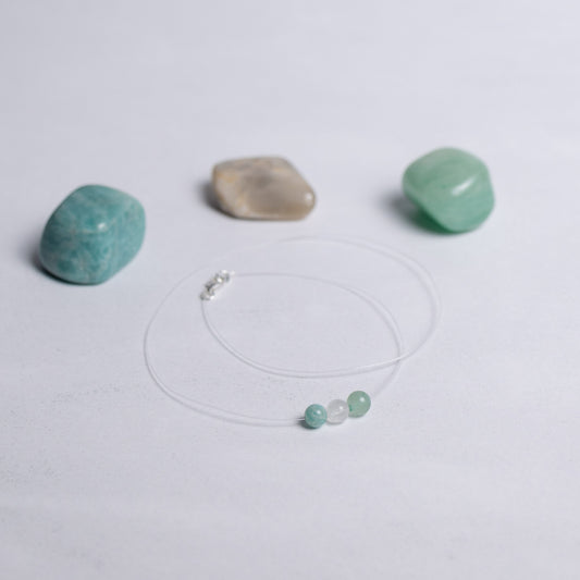 Human Design Kette Manifestierender Generator – Amazonit, Weißer Mondstein und Aventurin auf transparentem Nylonband mit 6mm Perle