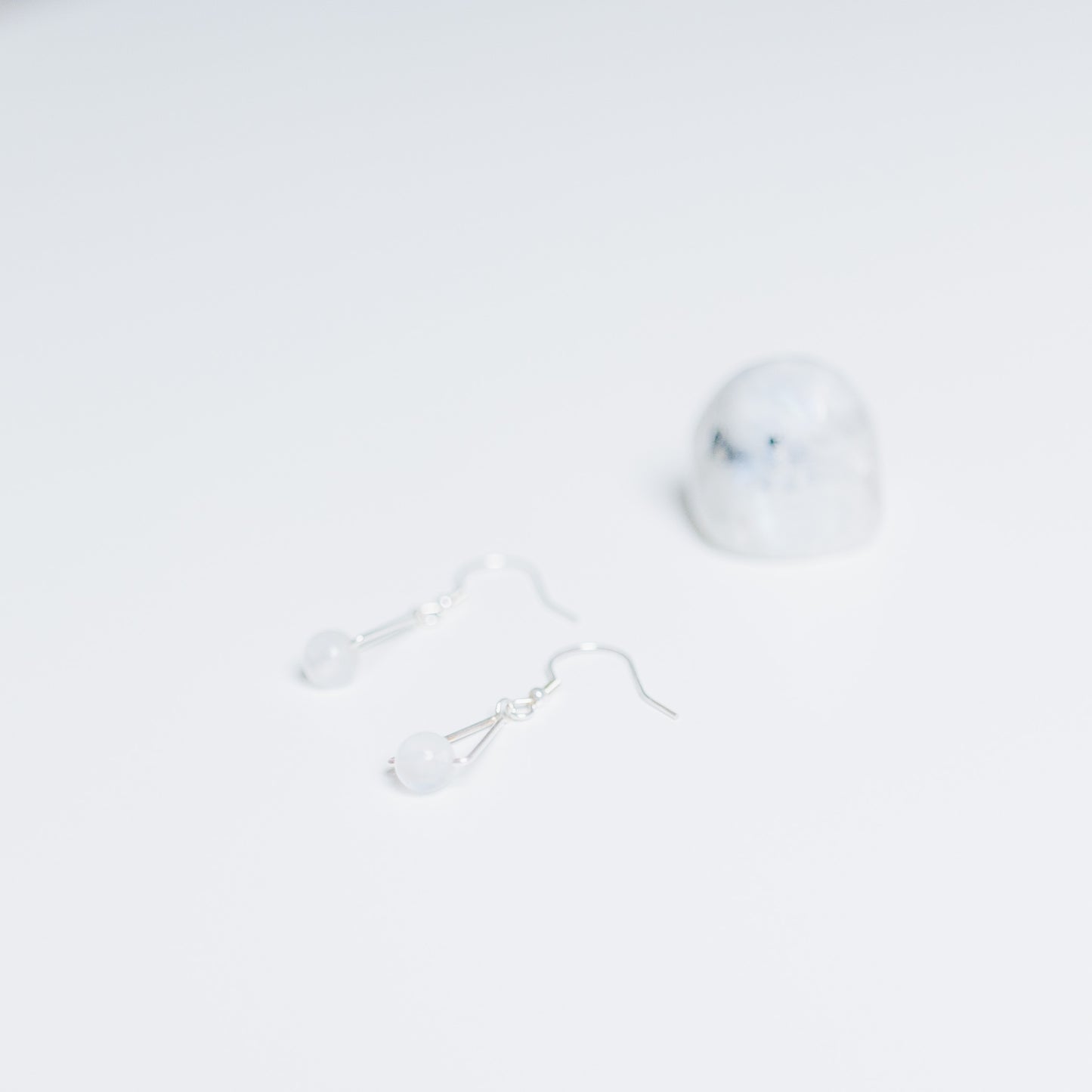 Ohrring - MONTARA - Mondstein weiß