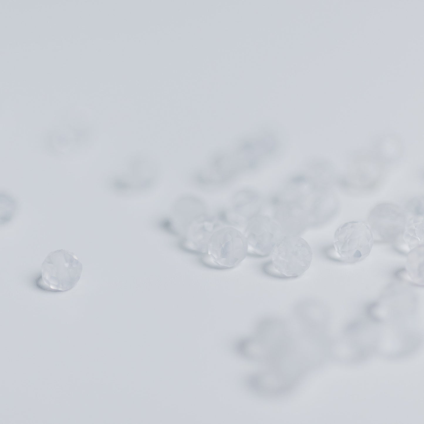 Bergkristall - Perle - 4mm - facettet