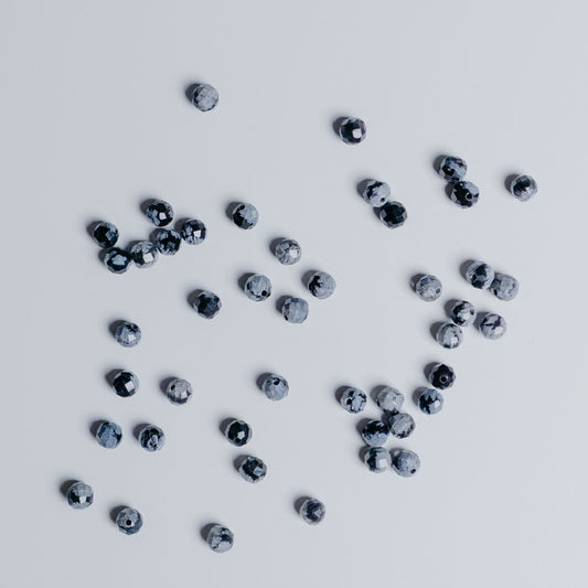 Schneeflockenobsidian - Perle - 4mm - facettet