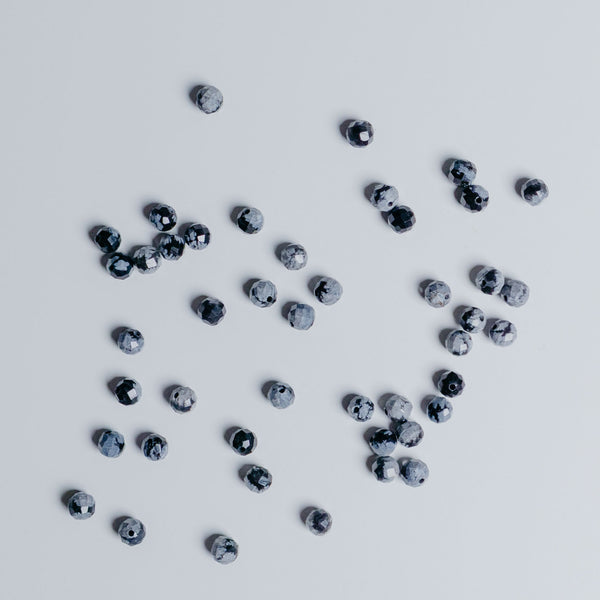 Schneeflockenobsidian - 4mm - facettet