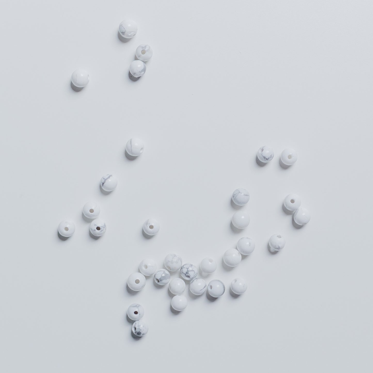 Magnesit - Perle - 4mm - rund