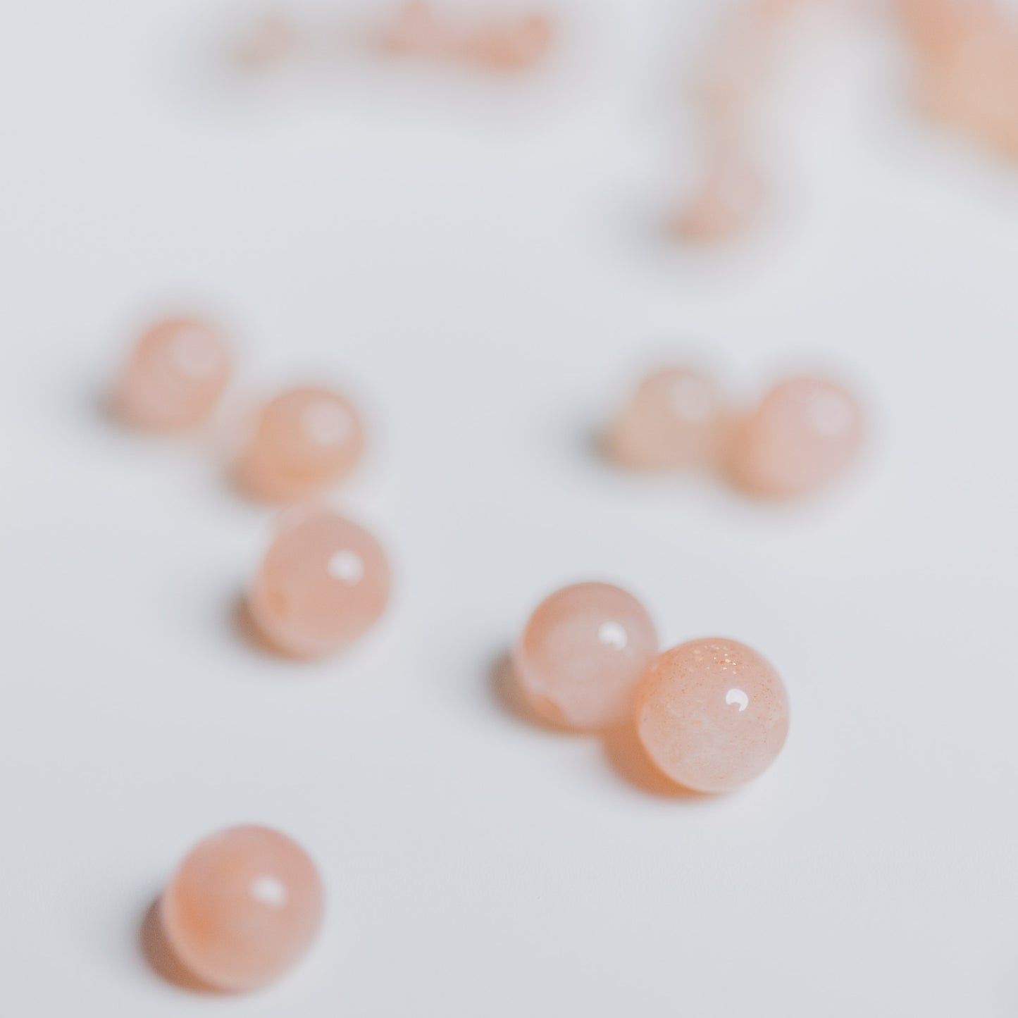 Mondstein rosé - Perle - 4mm - rund