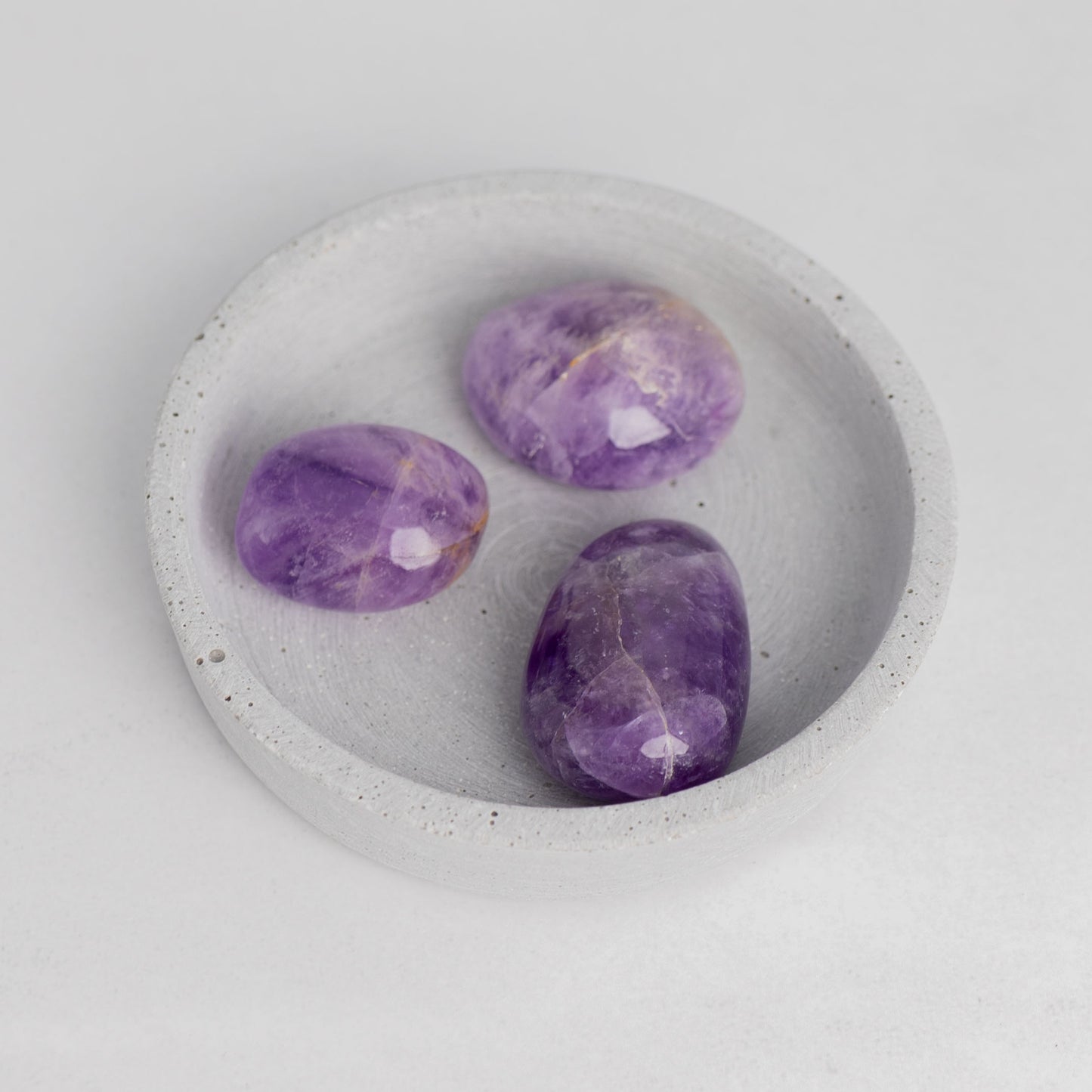 Trommelstein Amethyst – schützt deine Seele, stärkt Intuition & innere Ruhe.